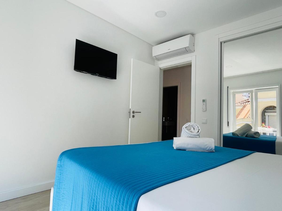 Central Tiled Apartment Aveiro Bagian luar foto