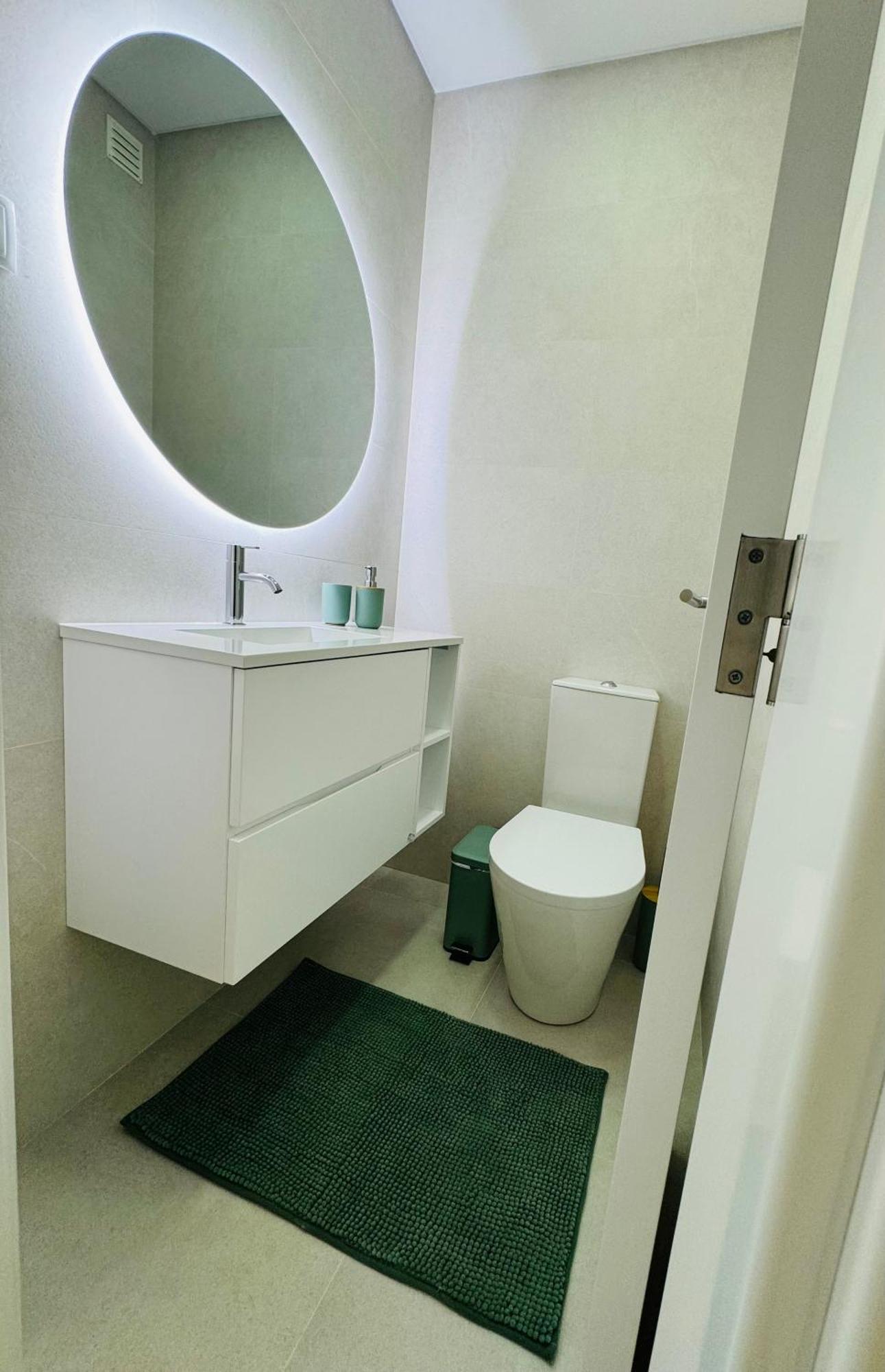Central Tiled Apartment Aveiro Bagian luar foto