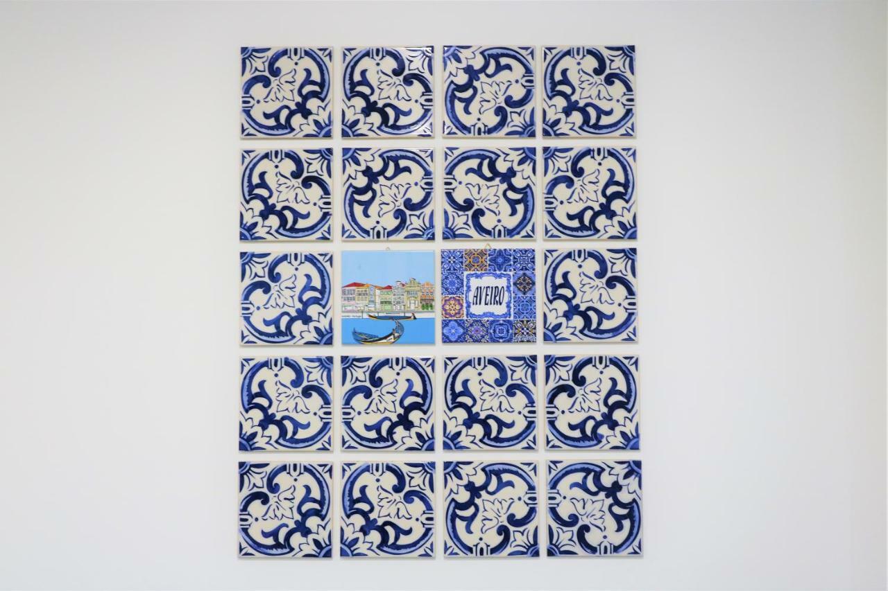 Central Tiled Apartment Aveiro Bagian luar foto